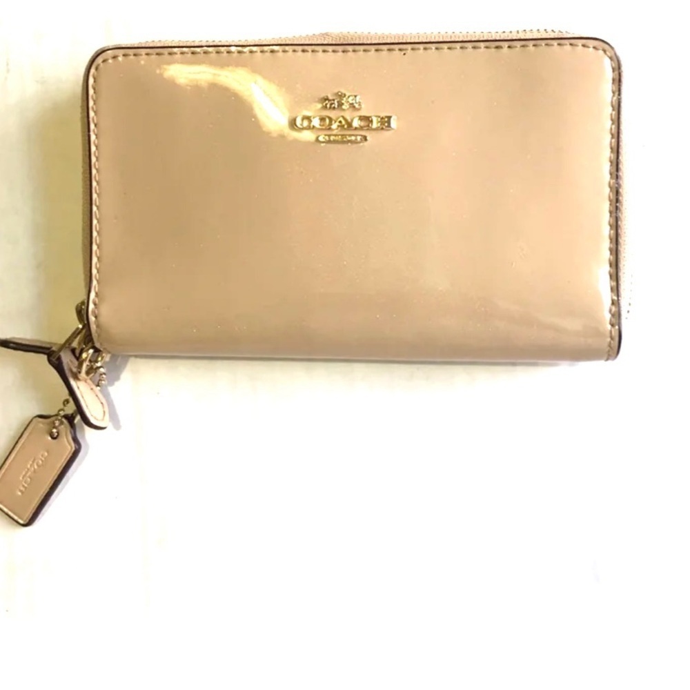 Coach vintage beige patent leather wallet - Picture 2 of 9